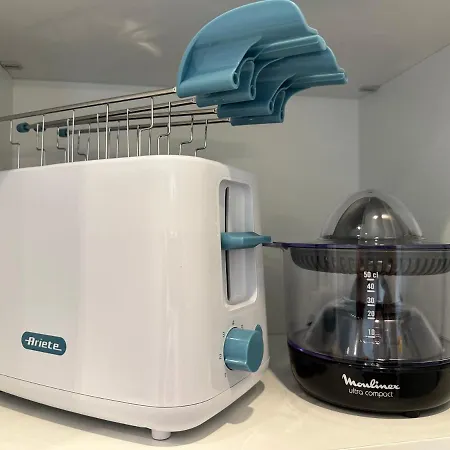 N&m Con Posteggio Gratuito *