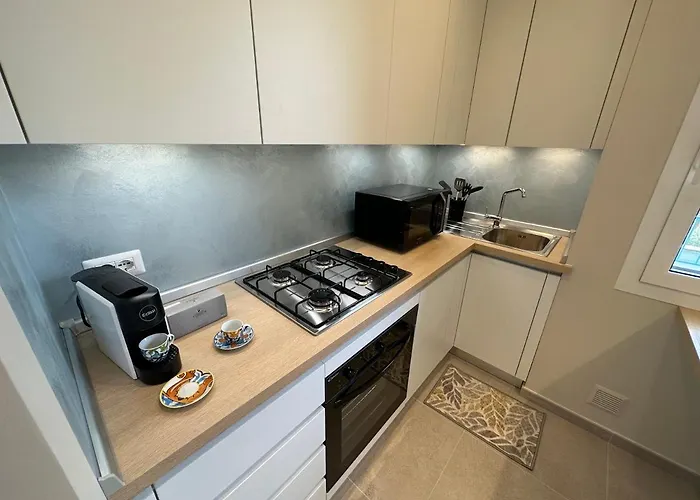 N&m Con Posteggio Gratuito * Sanremo